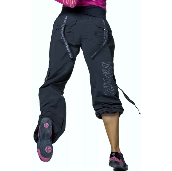 ZUMBA CARGO PANTS DANCE FITNESS Converts to Capri Large - Picture 3 of 11